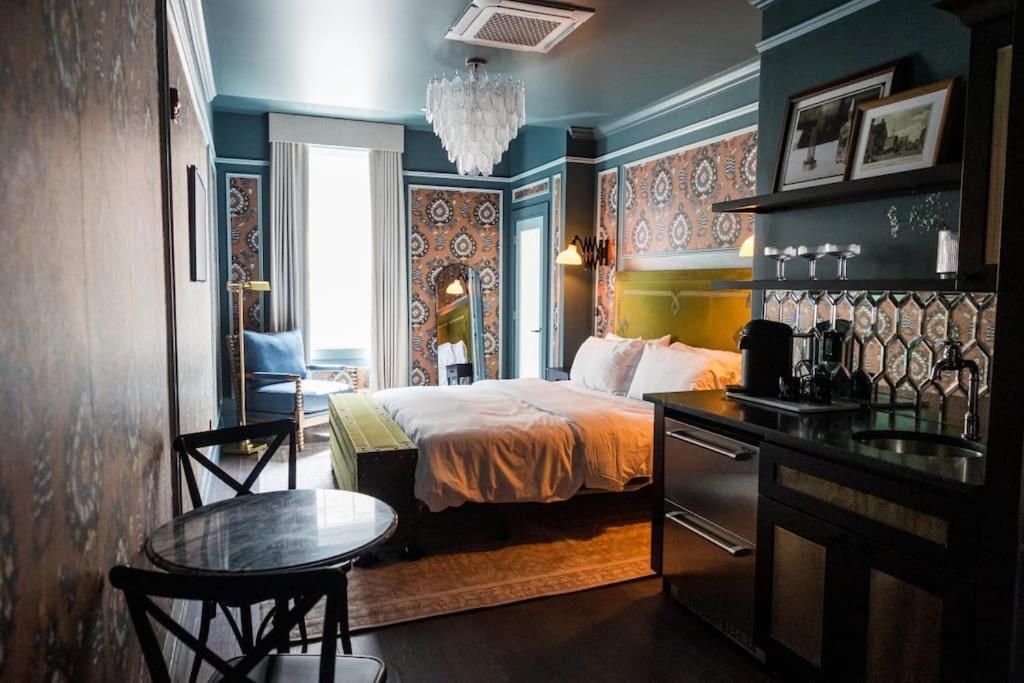 The Gas Lamp Hotel - Adams Suite Philadelphia Exterior photo